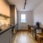 Apartment Jad Premium - Urban Plaza