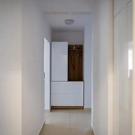 Jad Luxury 3 Urban Plaza דירה בראשוב