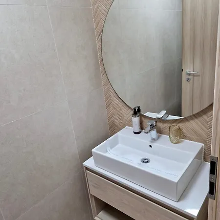 Jad Premium - Urban Plaza *