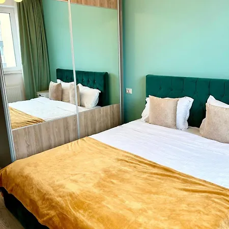 Jad Premium - Urban Plaza Apartament