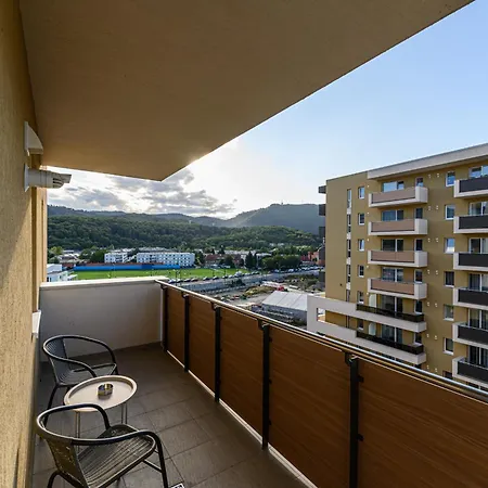 Jad Luxury 3 Urban Plaza דירה *