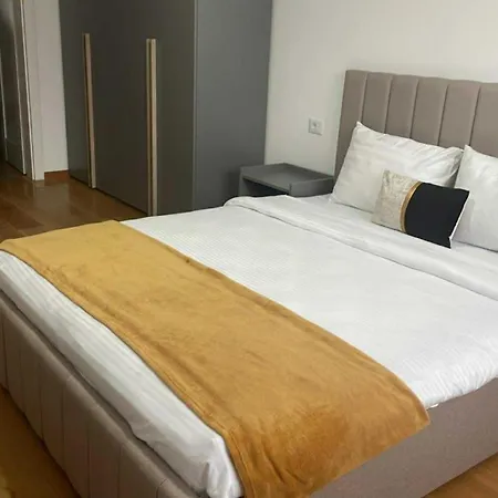 Jad Luxury 3 Urban Plaza *