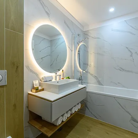 דירה Jad Premium Apartments - Urban Plaza בראשוב