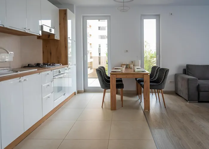 Jad Luxury Apartments Urban Plaza Apartment