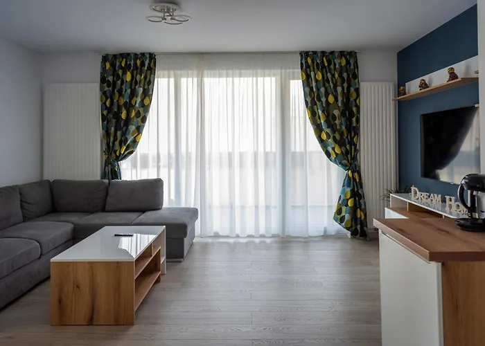 Jad Luxury Apartments Urban Plaza Брашов