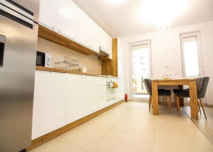 Jad Luxury Apartments Urban Plaza Braşov