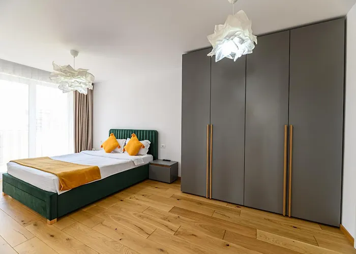 Jad Luxury Apartments Urban Plaza * Брашов