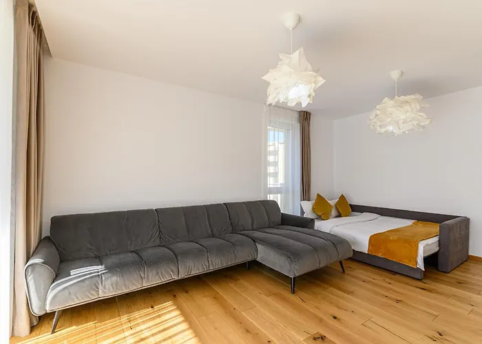 Jad Luxury Apartments Urban Plaza Брашов