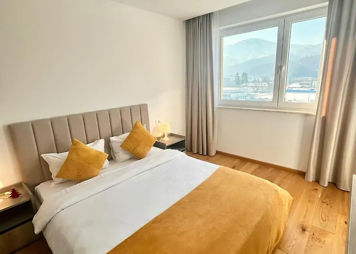 Jad Luxury Apartments Urban Plaza Брашов