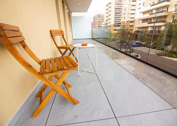 Jad Luxury Apartments Urban Plaza Брашов