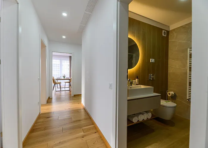 Jad Luxury Urban Plaza شقة