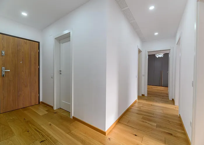 Jad Premium Apartments - Urban Plaza דירה בראשוב